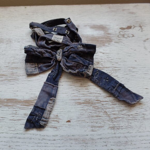 Magnolia Pearl Patchwork  Bowtie Denim Jabot OS NWT - Picture 4 of 6